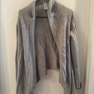 ☃️❄️ Forever 21 Super Soft Gray Cardigan